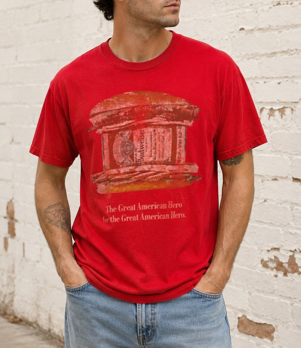 VINTAGE Budweiser Great American Hero Graphic T-Shirt Red Large GUC